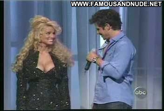 Jessica Simpson Nude Sexy Scene American Showing Tits Horny