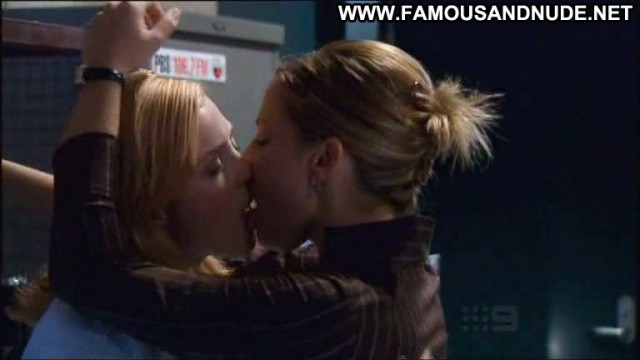 Jacinta Stapleton Stingers Lesbian Kissing Nice Cute Celebrity Sexy