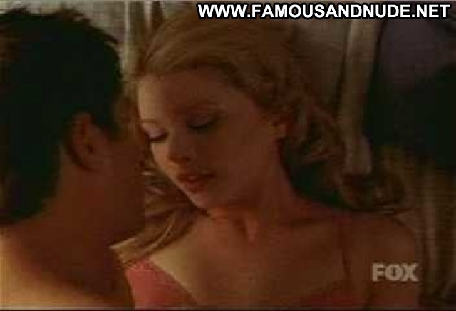 Elisabeth harnois nude scenes-Sex photo