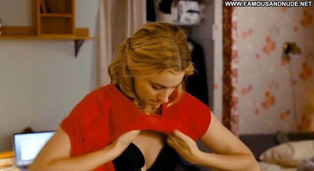 Greta Gerwig Lola Versus Bra Shirt Babe Doll Nude Scene Cute Posing