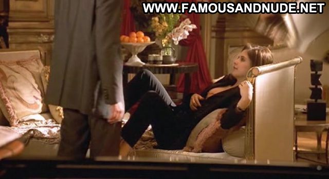 Sarah Michelle Gellar Cruel Intentions Teasing Brown Hair