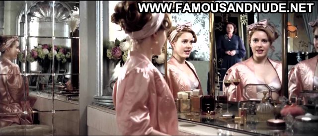 Amy Adams Miss Pettigrew Lives For A Day Bathroom Panties