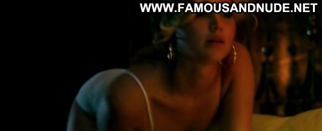 Jennifer Lawrence Nude Sexy Scene American Hustle Teasing