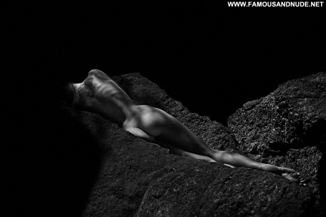Sofia Reynal Cameron Davis Hot Posing Hot Sexy Summer Woods Hat Pool