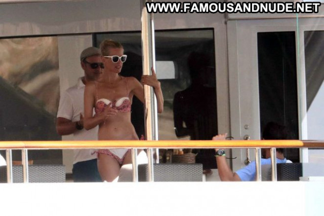 Claudia Schiffer No Source Yacht Celebrity Posing Hot Bikini Babe