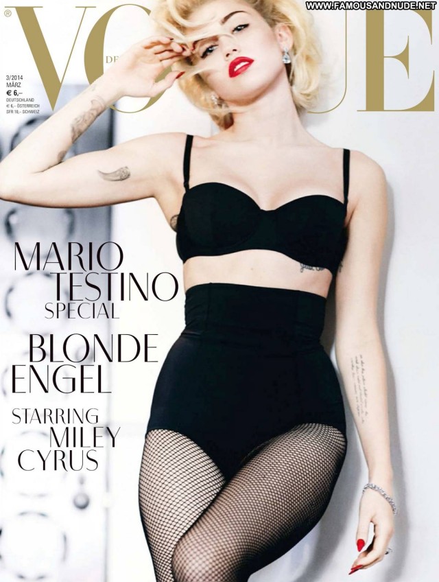 Miley Cyrus Magazine Nude Blonde Celebrity Fashion Singer