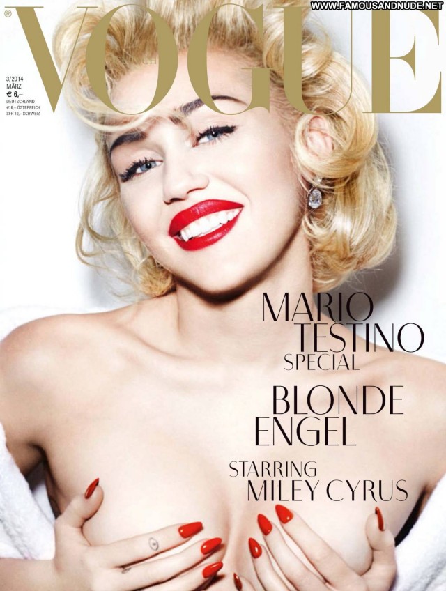 Miley Cyrus Magazine Celebrity Nude Singer Blonde Fashion