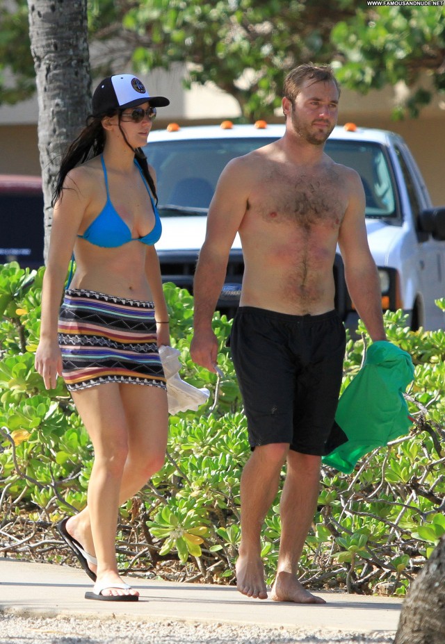 Jennifer Lawrence Hawaii Nov 21 2012 Bikini Posing Hot