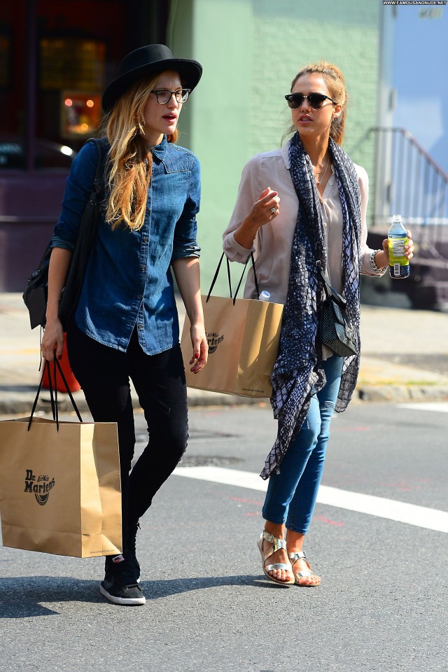 Jessica Alba Jeans Out Shopping Celebrity