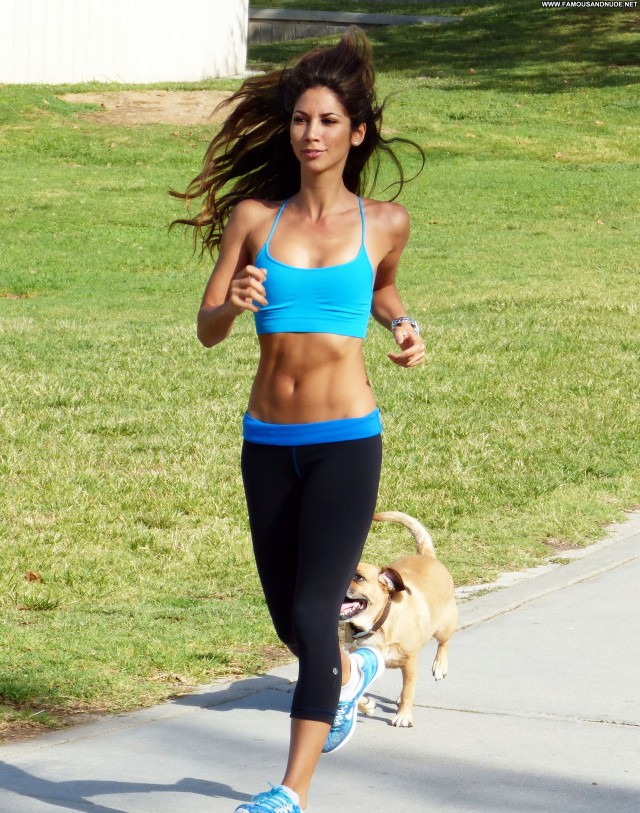 Leilani Dowding Babe Beautiful High Resolution Candids Posing Hot