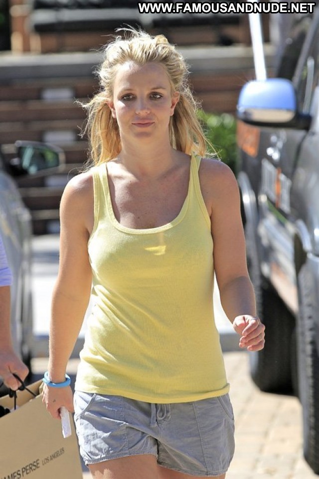 Britney Spears Malibu High Resolution Beautiful Posing Hot