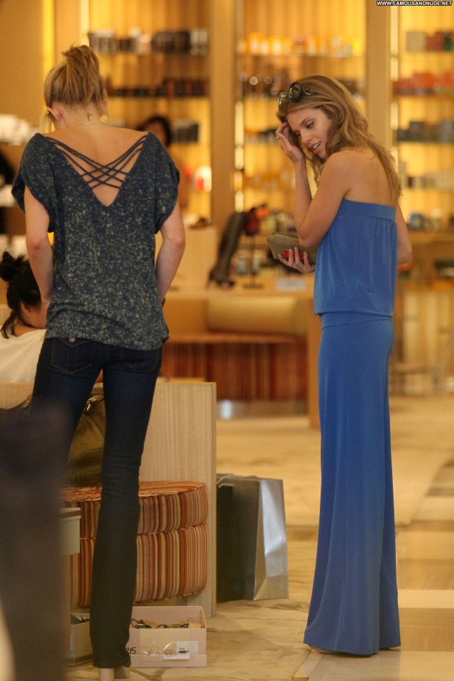 Annalynne Mccord Beverly Hills Shopping Posing Hot Beautiful Babe