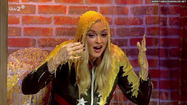 Kelly Brook Celeb Juice Hd Beautiful Posing Hot Babe