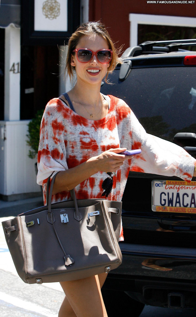 Alessandra Ambrosio New York Beautiful New York High Resolution Alessandra Ambrosio New York Beautiful New York High Resolution