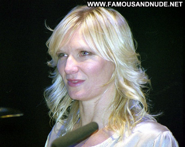 Jo Whiley No Source British Beautiful Posing Hot Babe