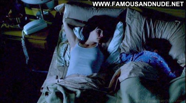 Kathryn Erbe Stir Of Echoes Bed Bra Gorgeous Nude Actress Hd. 