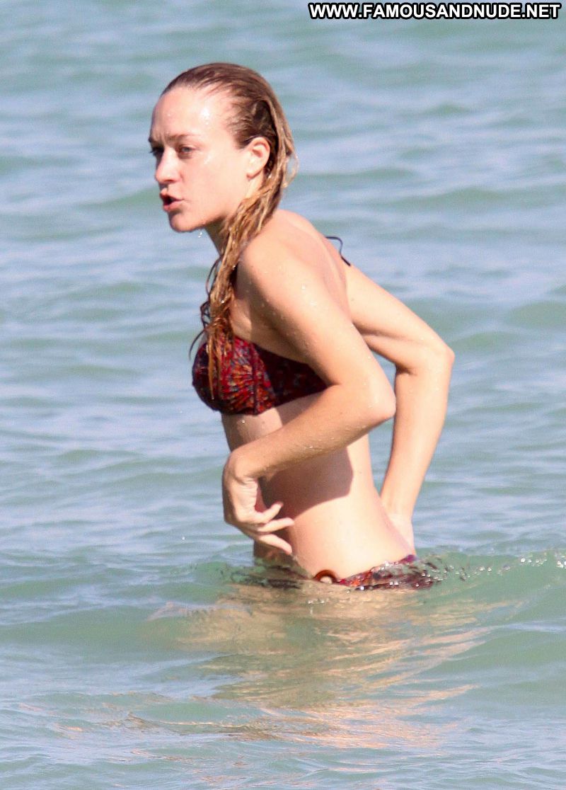 Chloe Sevigny Celebrity Posing Hot Babe Celebrity Bikini Famous Posing Hot ...