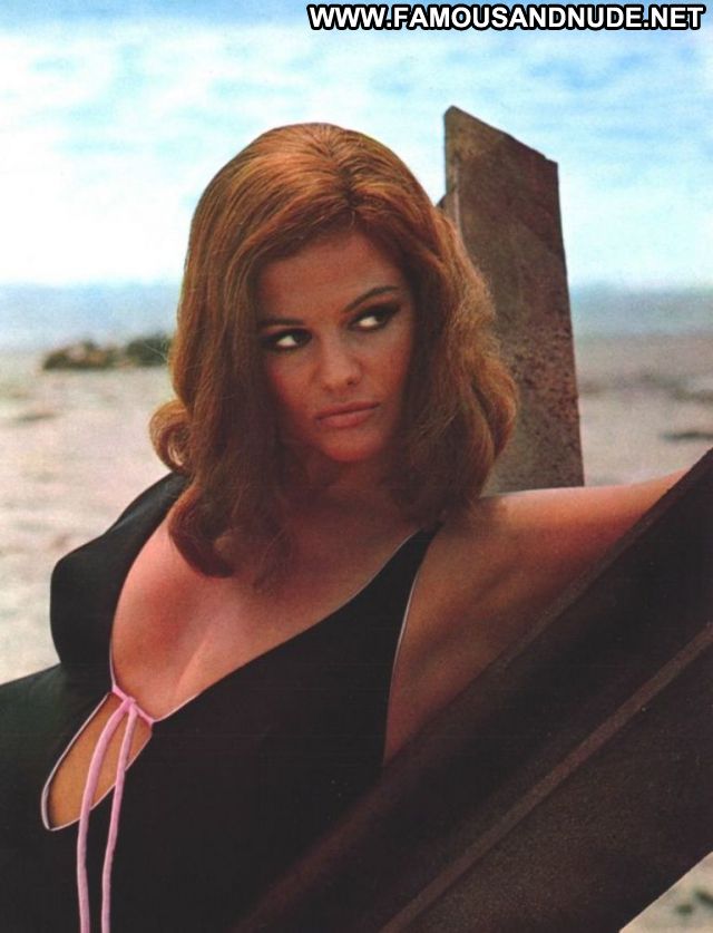 Claudia Cardinale No Source Actress Big Tits Posing Hot Celebrity