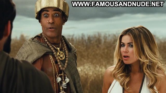 Carmen Electra Meet The Spartans Celebrity Sexy Scene Sexy Posing Hot