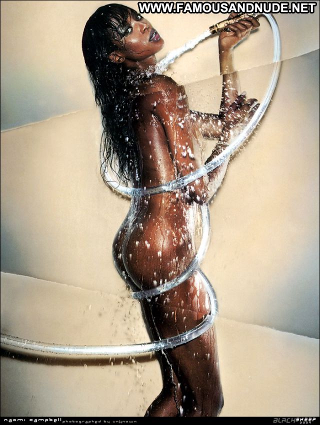 Naomi Campbell No Source Posing Hot Hot Famous Celebrity Ebony Cute