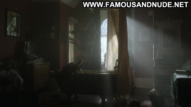Natalie Dormer The Fades Sexy Scene Famous Posing Hot Sexy
