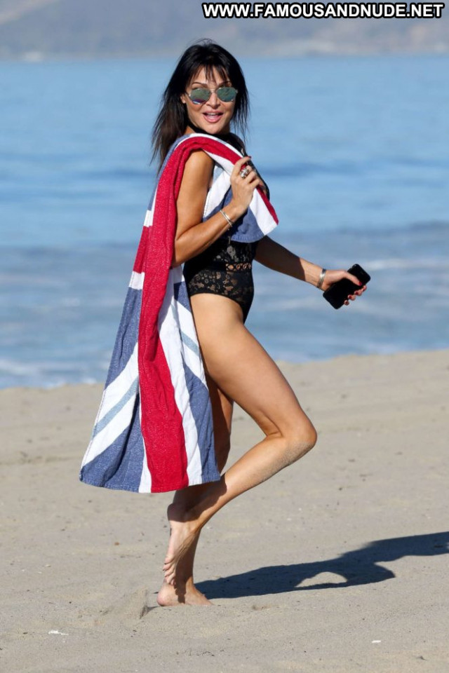 Lizzie Cundy Paparazzi Celebrity Swimsuit Black Babe Posing