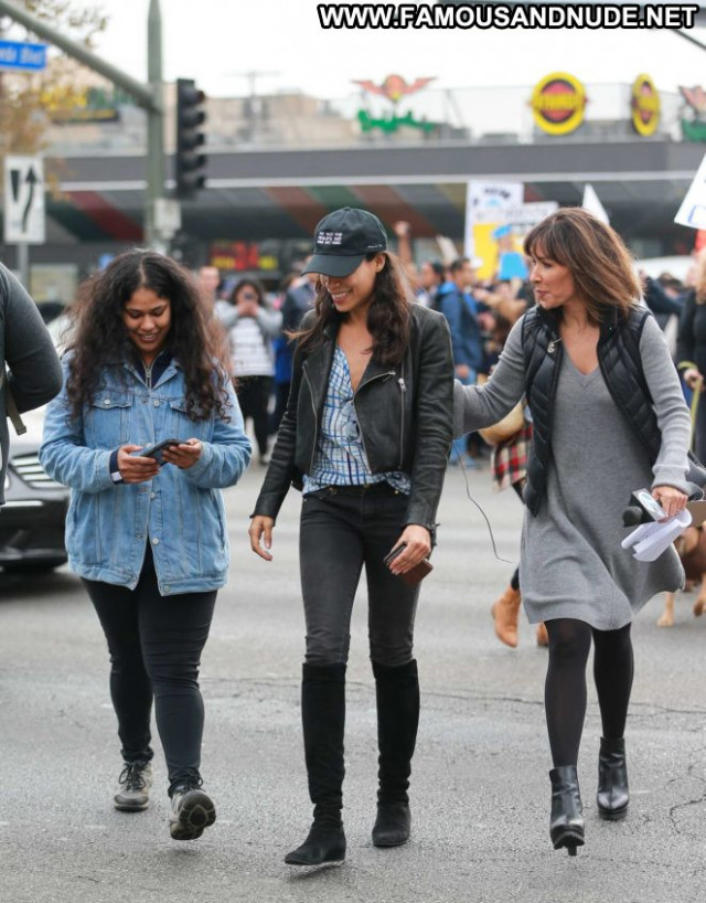 Rosario Dawson Los Angeles Angel Paparazzi Posing Hot Babe Celebrity