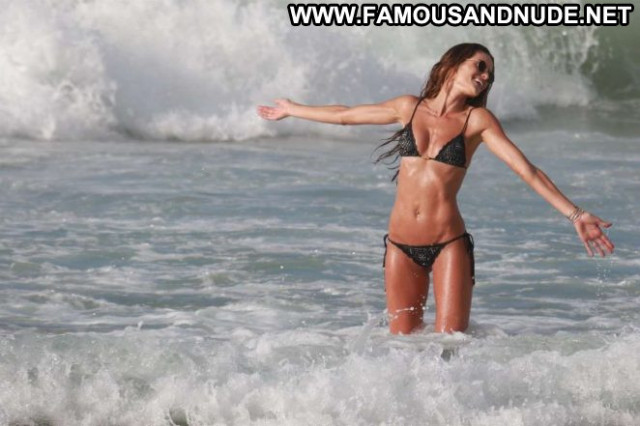 Izabel Goulart No Source Beach Beautiful Celebrity Babe Posing Hot