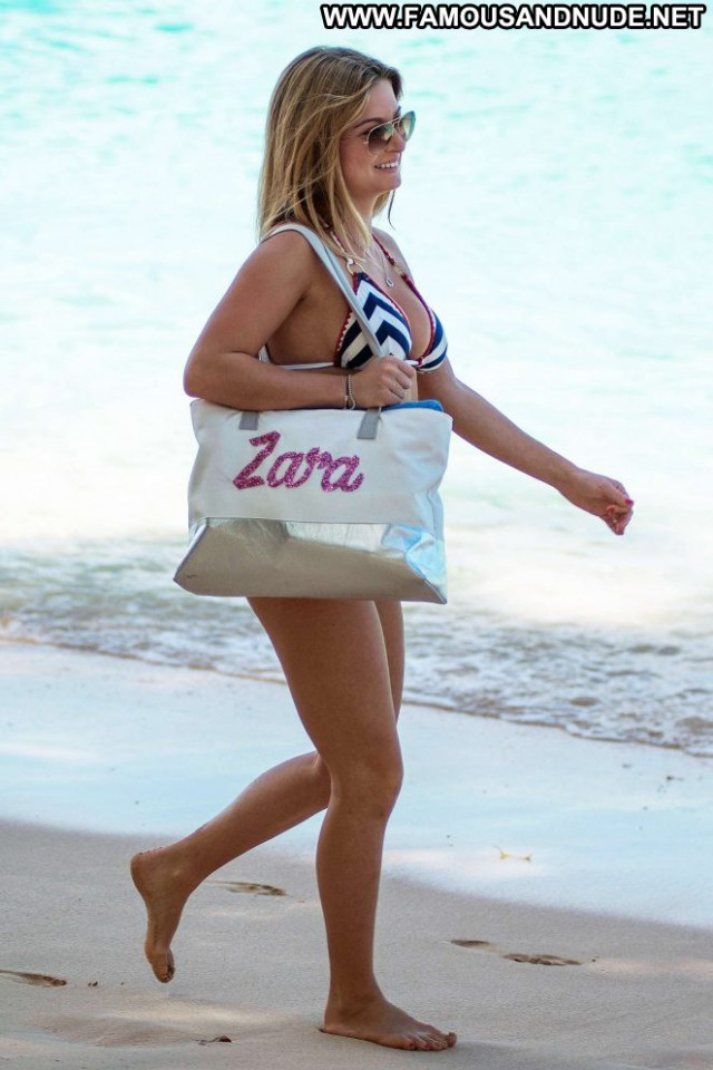 Zara Holland The Beach Bikini Posing Hot Paparazzi Beach Babe