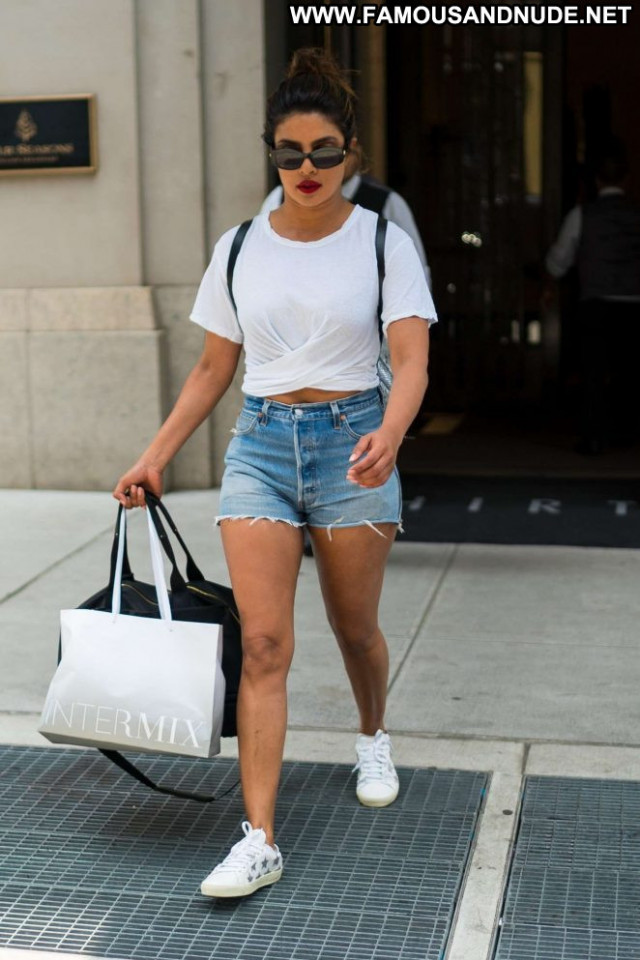 Priyanka Chopra New York New York Beautiful Celebrity Shorts Denim