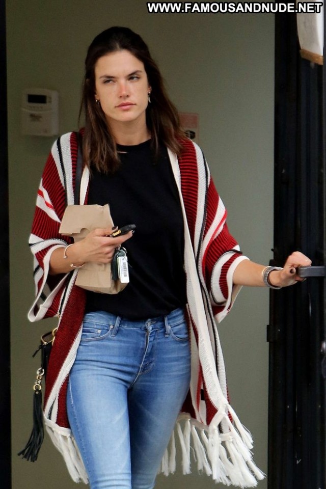 Alessandra Ambrosio No Source Celebrity Paparazzi Babe Restaurant