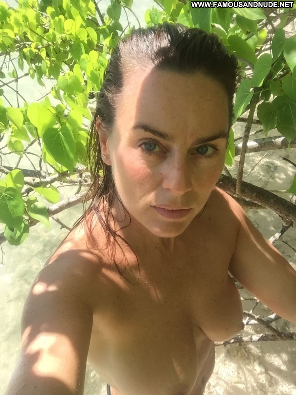 Nude pics leaked celeb Celebrity Nude