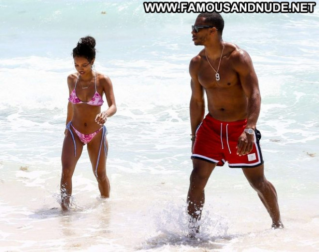 Karrueche Tran No Source  Posing Hot Paparazzi Babe Beautiful Bikini