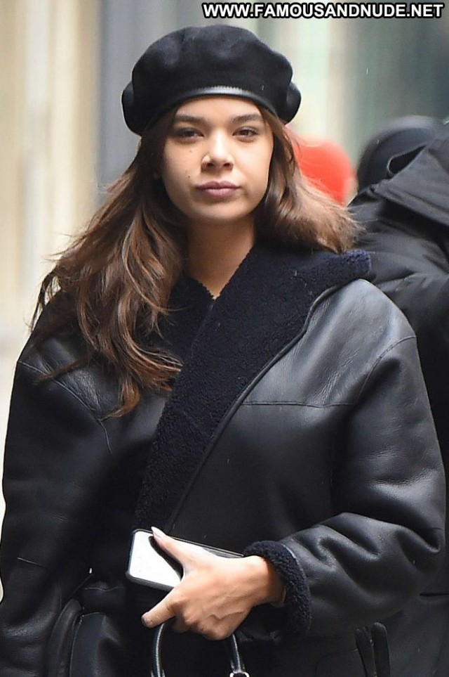 Hailee Steinfeld No Source Posing Hot Celebrity Babe Paparazzi