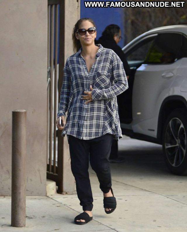 Halle Berry Los Angeles Paparazzi Babe Beautiful Los Angeles