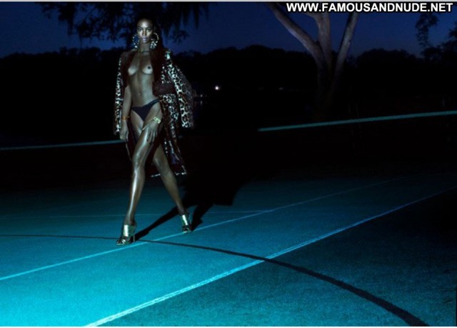 Naomi Campbell Magazine Celebrity Famous Nude Scene Female Cute