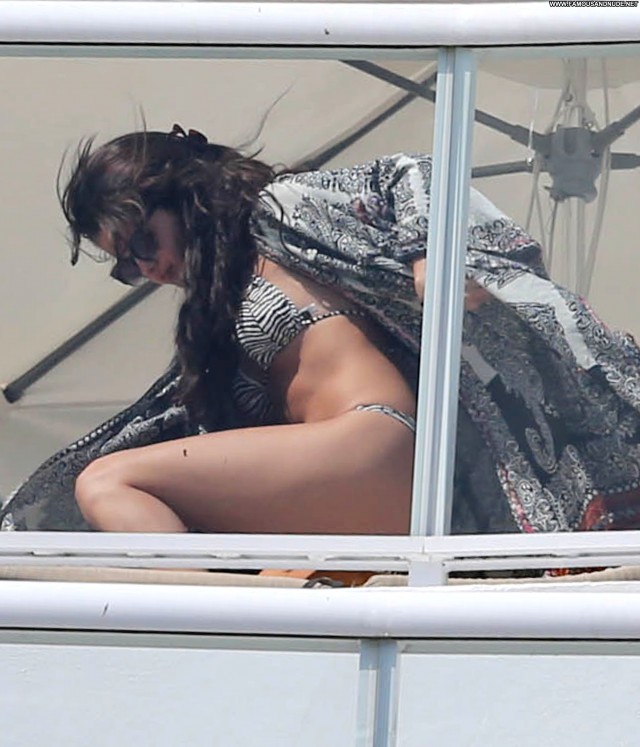 Selena Gomez No Source Beautiful Celebrity Posing Hot High Resolution