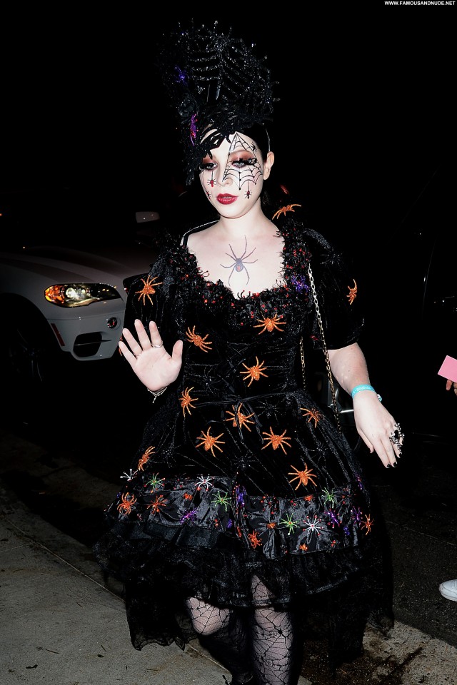 Michelle Trachtenberg Halloween Party In Beverly Hills Posing Hot