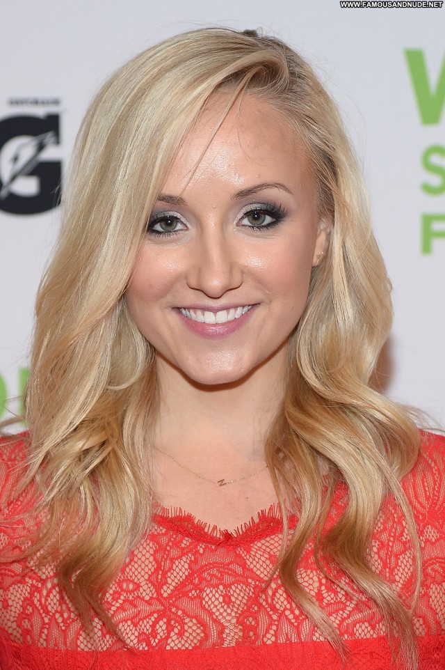 Nastia Liukin New York Posing Hot Beautiful Babe Awards High