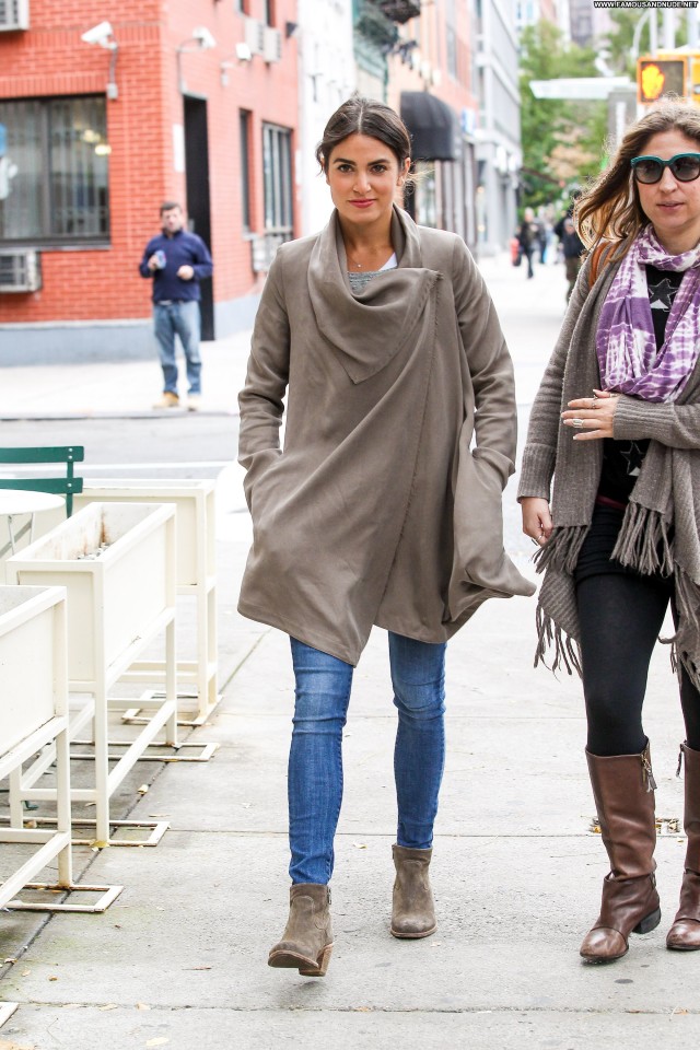 Nikki Reed Shopping Babe Shopping Nyc High Resolution Celebrity