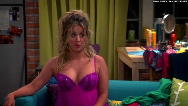 Kaley Cuoco The Big Bang Theory Beautiful Babe Celebrity Posing Hot