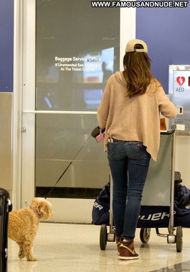 Minka Kelly Lax Airport Celebrity Booty Posing Hot Jeans Beautiful