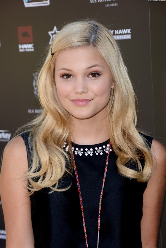Olivia Holt No Source Celebrity Babe High Resolution Beautiful Posing