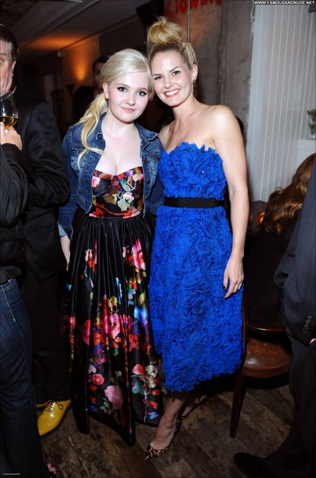 Jennifer Morrison No Source Posing Hot Celebrity Babe Beautiful Party