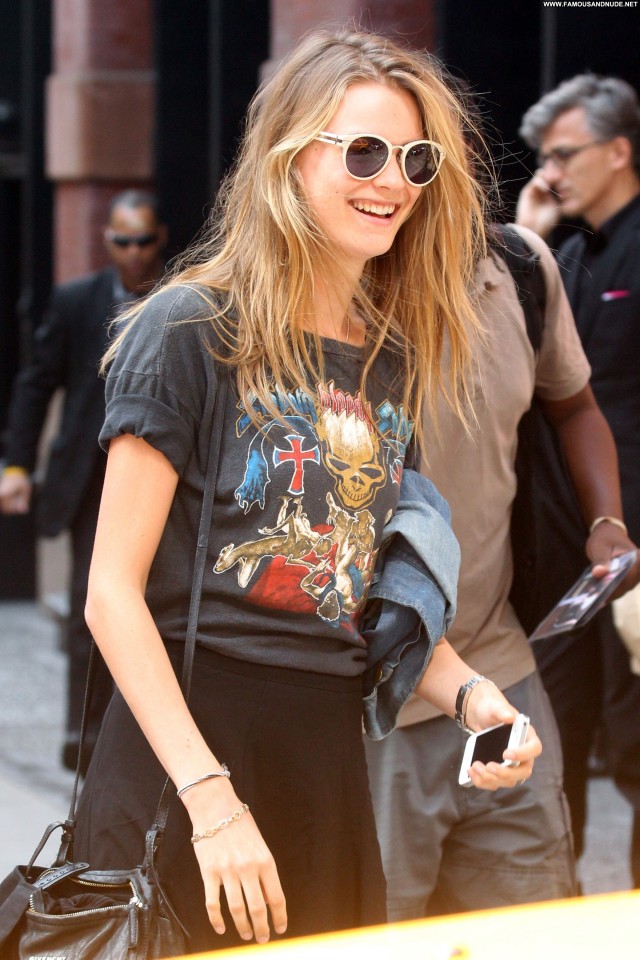 Behati Prinsloo No Source Babe Celebrity Posing Hot Beautiful Nyc