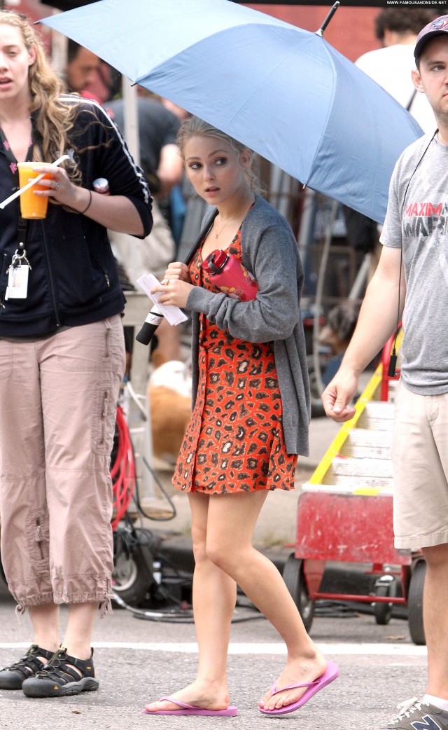 Annasophia Robb The Carrie Diaries Celebrity Babe Beautiful Posing