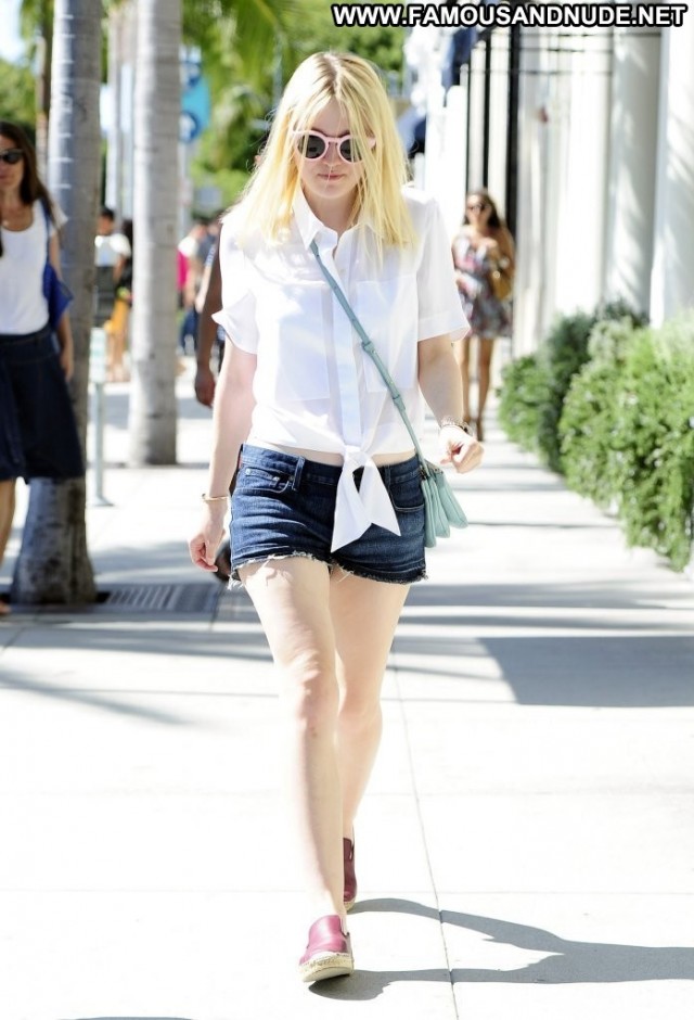 Dakota Fanning Beverly Hills High Resolution Celebrity Babe Posing