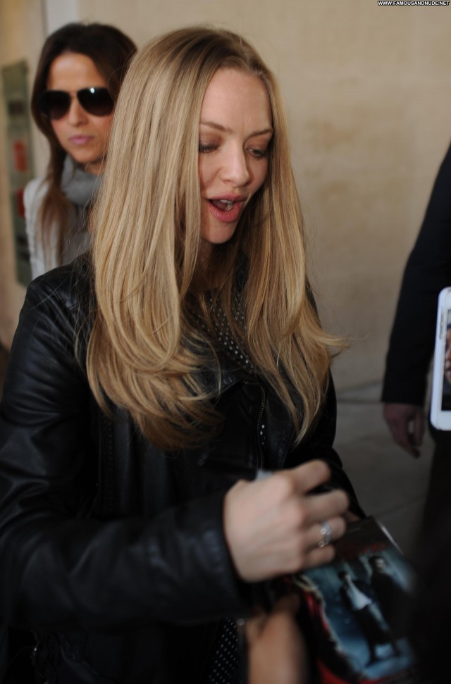 Amanda Seyfried No Source Babe Celebrity Candids High Resolution