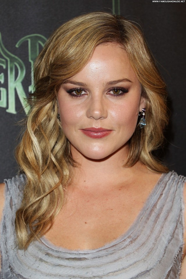 Abbie Cornish Sucker Punch  Beautiful High Resolution Posing Hot Babe