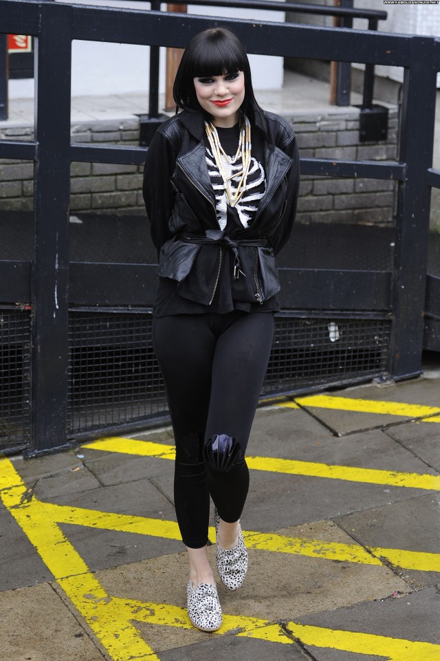 Jessie J Daybreak Celebrity Babe London Posing Hot High Resolution